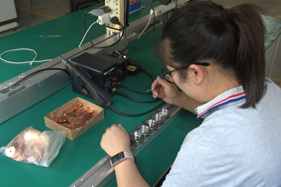 Zhengzhou Hengliang Tech Co., Ltd. dây chuyền sản xuất của nhà sản xuất