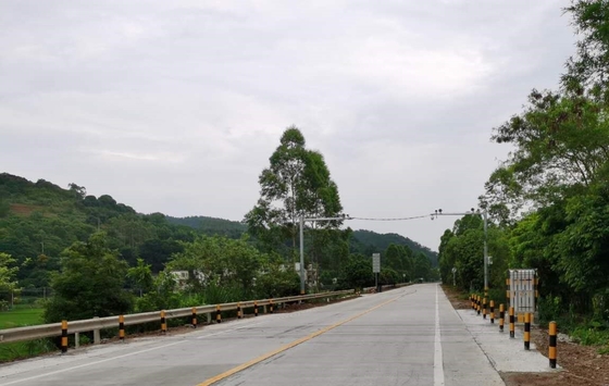 Cân tốc độ cao 0,5-105km / H Cân WIM chuyển động 8 làn cho trạm thu phí